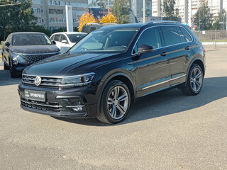 2019 Volkswagen Tiguan II, чёрный, 2820000 рублей, вид 1