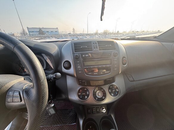 2010 Toyota RAV4 III (XA30) Рестайлинг, белый, 1900000 рублей - вид 5