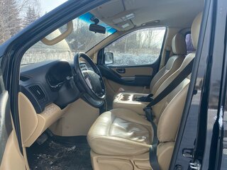 2017 Hyundai H-1 II Рестайлинг, чёрный, 2200000 рублей, вид 4