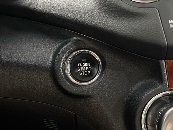 2012 Toyota Highlander II (XU40) Рестайлинг, чёрный - вид 19