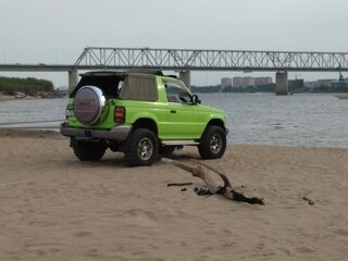 1992 Mitsubishi Pajero II, зелёный, 1950000 рублей, вид 2