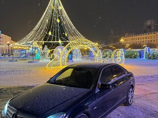 2011 Mercedes-Benz C-Класс 200 III (W204) Рестайлинг, чёрный, 1399999 рублей, вид 1