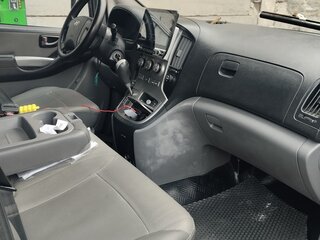 2010 Hyundai Grand Starex I, серый, 1500000 рублей, вид 4