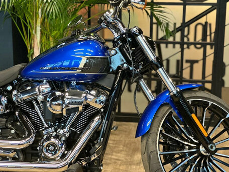 2024 Harley-Davidson Breakout, синий, 3100000 рублей, вид 4