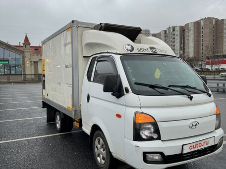 2013 Hyundai Porter II, белый, 1150000 рублей, вид 3