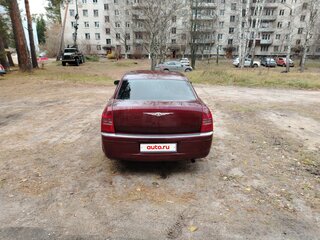 2004 Chrysler 300C I, красный, 950000 рублей, вид 5