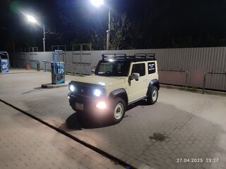 2021 Suzuki Jimny Sierra IV, бежевый, 1999000 рублей, вид 3