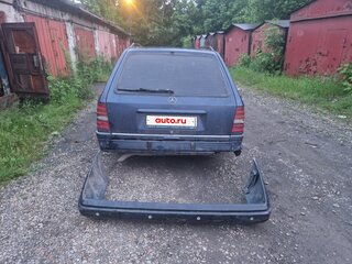 1995 Mercedes-Benz E-Класс 220 I (W124), синий, 300000 рублей, вид 5