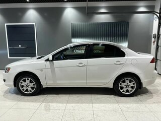 2008 Mitsubishi Lancer X, белый, 520000 рублей, вид 3