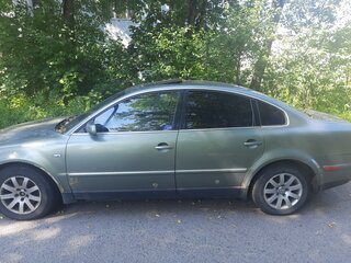2003 Volkswagen Passat B5 Рестайлинг, зелёный, 235000 рублей, вид 1