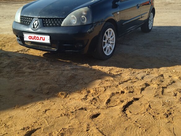 2002 Renault Clio II Рестайлинг, чёрный, 180000 рублей