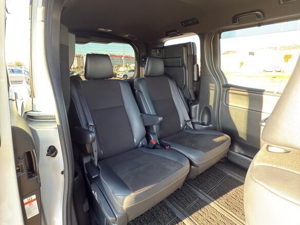 2019 Toyota Noah III (R80) Рестайлинг, белый - вид 17