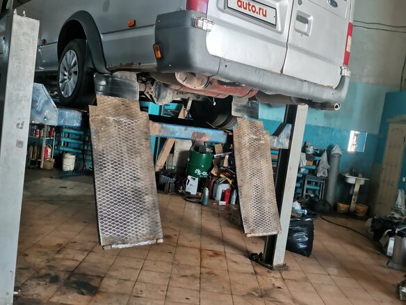2008 Ford Transit, серебристый, 1140000 рублей - вид 4