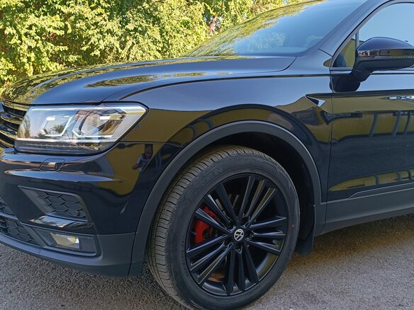 2019 Volkswagen Tiguan II, чёрный, 2650000 рублей - вид 7
