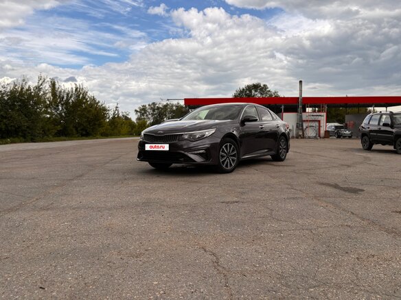 2018 Kia Optima IV Рестайлинг, серый, 1740000 рублей