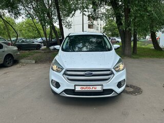 2016 Ford Kuga II Рестайлинг, белый, 1500000 рублей, вид 1