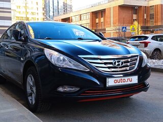 2010 Hyundai Sonata VI (YF), синий, 1050000 рублей, вид 1