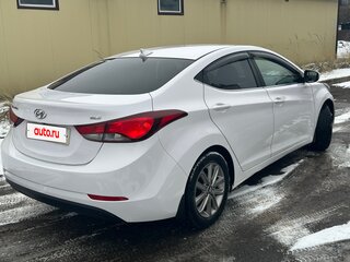 2014 Hyundai Elantra V (MD) Рестайлинг, белый, 1300000 рублей, вид 3
