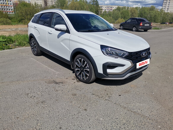 2024 Lada (ВАЗ) Vesta SW Cross I Рестайлинг (NG), белый, 1800000 рублей