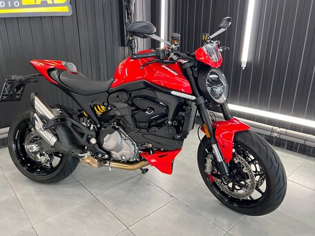 2021 Ducati Monster 937, красный, 950000 рублей, вид 1