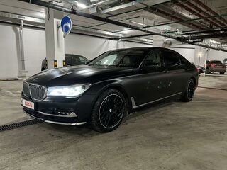 2017 BMW 7 серии Long 730Ld xDrive VI (G11/G12), чёрный, 4750000 рублей, вид 3