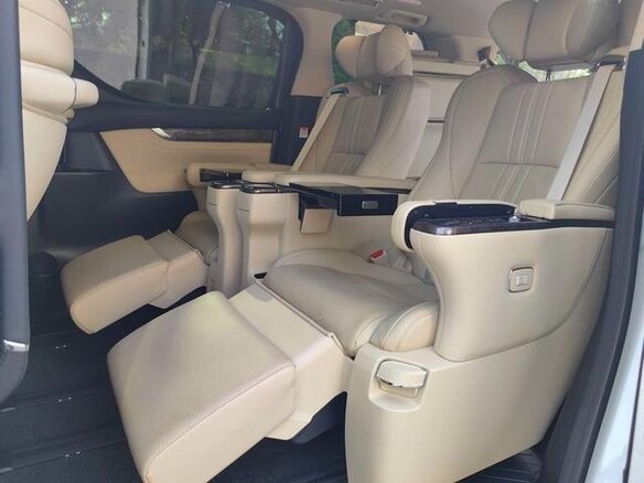 2021 Toyota Alphard III Рестайлинг, белый, 7700000 рублей - вид 8