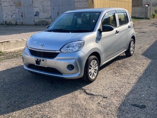 2019 Toyota Passo III Рестайлинг, серебристый, 955000 рублей, вид 1
