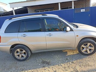 2001 Toyota RAV4 II (XA20), серебристый, 530000 рублей, вид 3