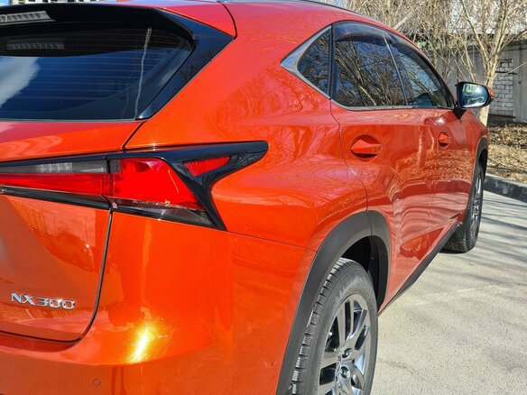 2021 Lexus NX 300 I Рестайлинг, оранжевый, 4850000 рублей - вид 20