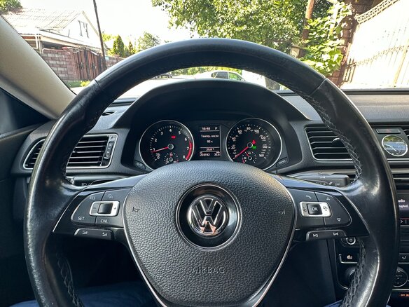 2016 Volkswagen Passat (North America and China) I Рестайлинг, чёрный, 2000000 рублей - вид 13