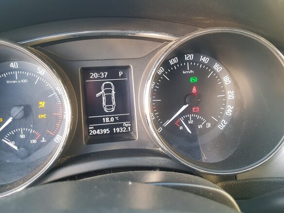 2014 Skoda Superb DSG II Рестайлинг, чёрный, 1300000 рублей - вид 5