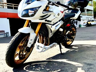 2010 Yamaha FZ1, белый, 500000 рублей, вид 3