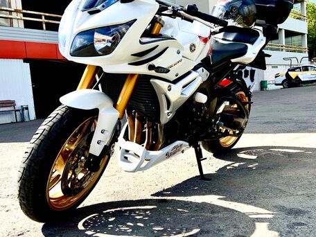 2010 Yamaha FZ1, белый, 500000 рублей, вид 3