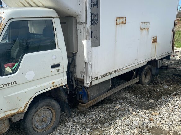 1996 Toyota Dyna, белый, 350000 рублей - вид 7
