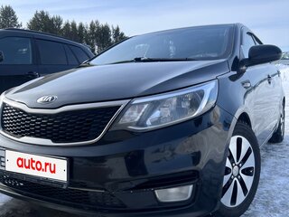 2015 Kia Rio III Рестайлинг, чёрный, 960000 рублей, вид 2