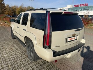 2012 Chevrolet Tahoe 6AT III, белый, 1950000 рублей, вид 4