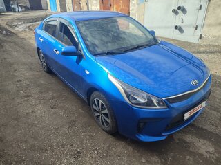 2018 Kia Rio IV, синий, 1550000 рублей, вид 3