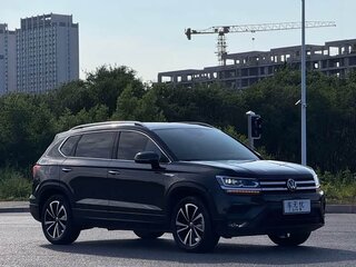 2023 Volkswagen Tharu I, голубой, 2100030 рублей, вид 4