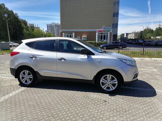 2011 Hyundai ix35 I, серебристый, 1200000 рублей, вид 2