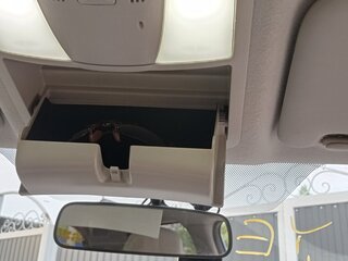 2010 Nissan Leaf (EM61) I (ZE0/AZE0), синий, 1220000 рублей, вид 5