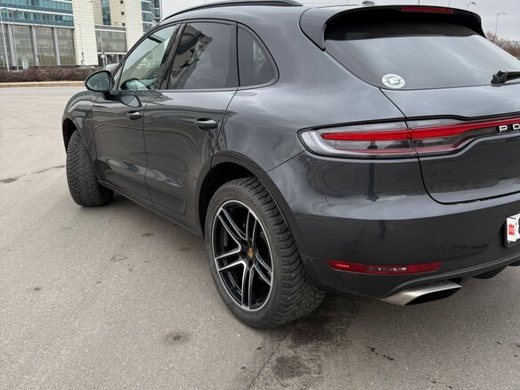 2021 Porsche Macan I Рестайлинг, серый, 6100000 рублей - вид 6