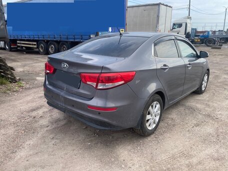 2015 Kia Rio III Рестайлинг, серый, 792000 рублей, вид 3