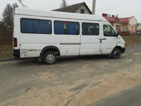 2003 Volkswagen LT, белый, 400000 рублей, вид 4