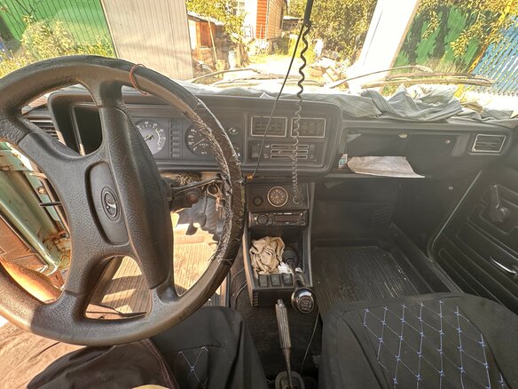 2001 Lada (ВАЗ) 2107, серый, 109000 рублей - вид 8