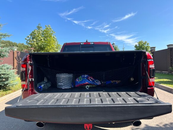 2019 Ram 1500 Quad Cab V, красный, 5900000 рублей - вид 16