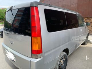 2000 Honda Stepwgn I Рестайлинг, серебристый, 510000 рублей, вид 4