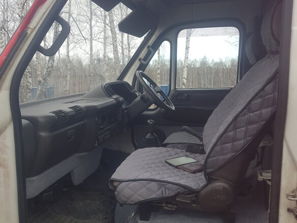 1998 Isuzu Elf (N-series), красный, 850000 рублей - вид 13