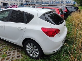 2012 Opel Astra J Рестайлинг, белый, 650000 рублей, вид 5