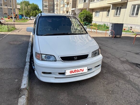 1999 Honda Odyssey II, белый, 400000 рублей