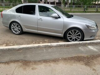 2012 Skoda Octavia II (A5) Рестайлинг, серебристый, 960000 рублей, вид 3